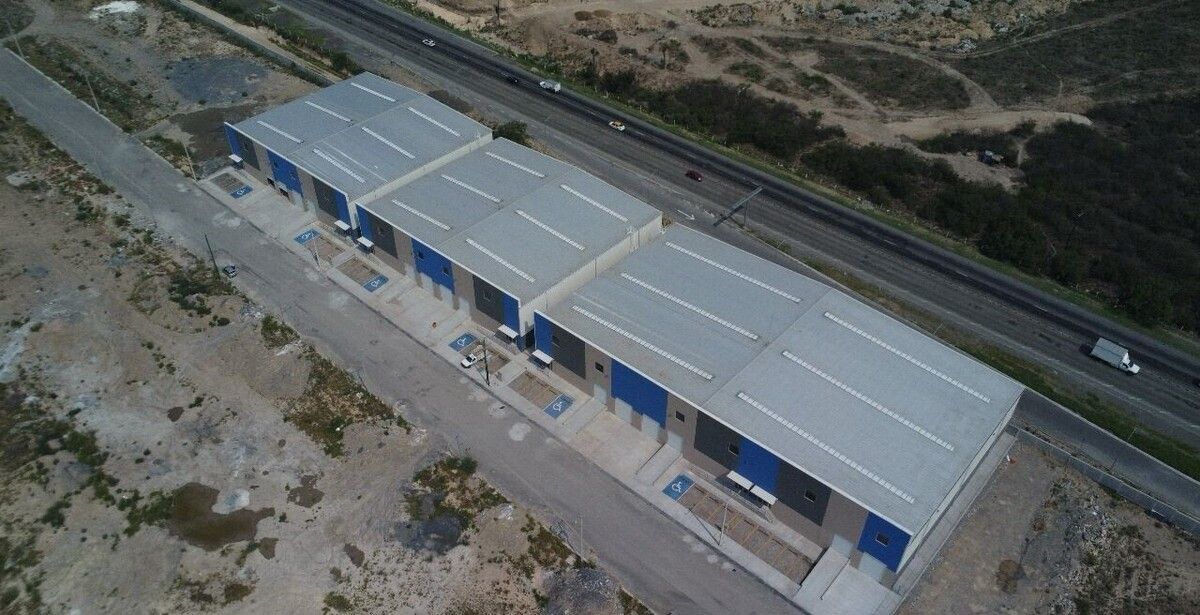 Nave industrial en renta · Dominio Cumbres, García, Nuevo León