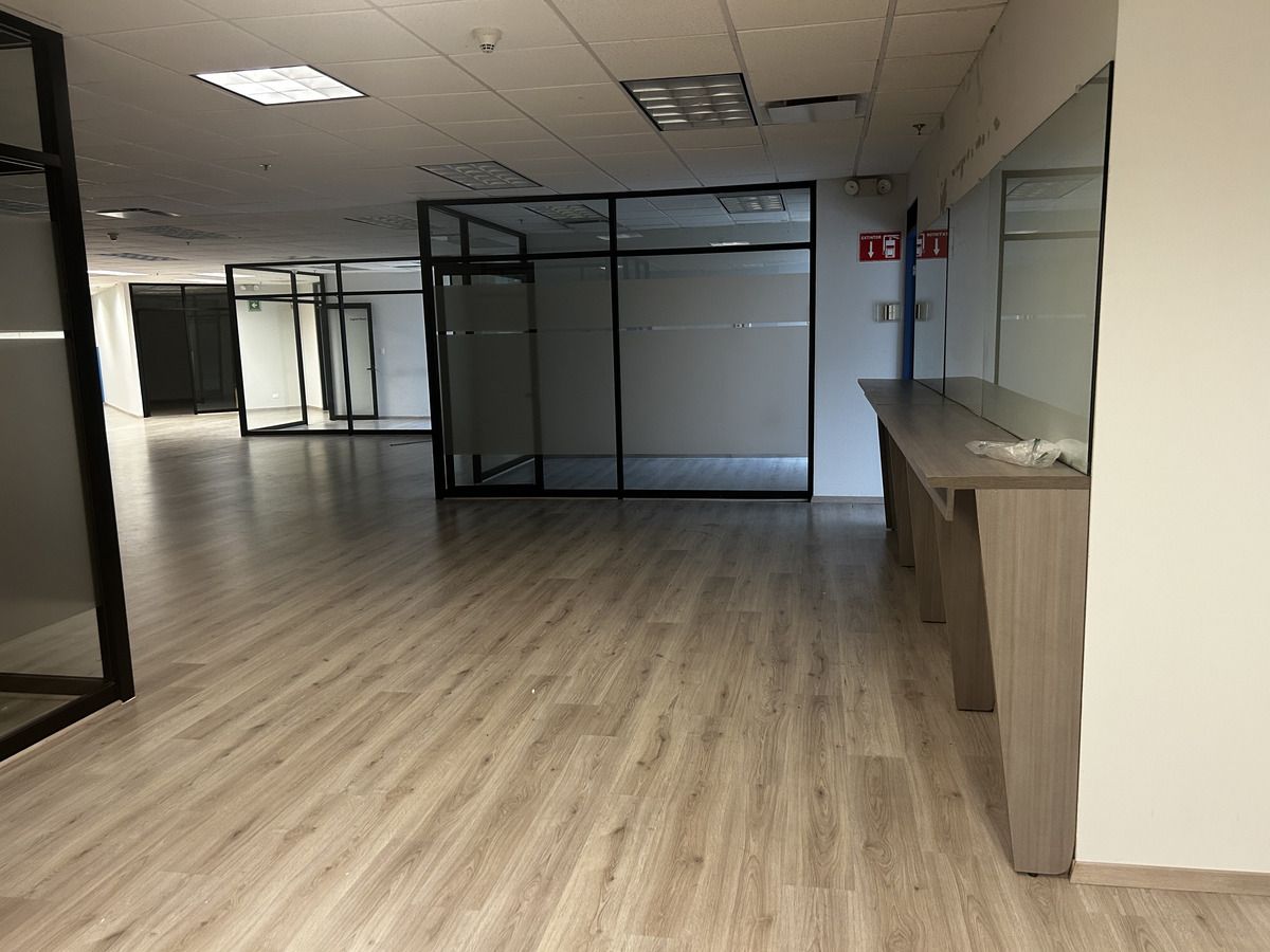 Oficina en renta · Zona Valle Poniente, San Pedro Garza García, Nuevo León