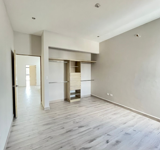 Casa en venta · Altares Residencial, Santiago, Nuevo León
