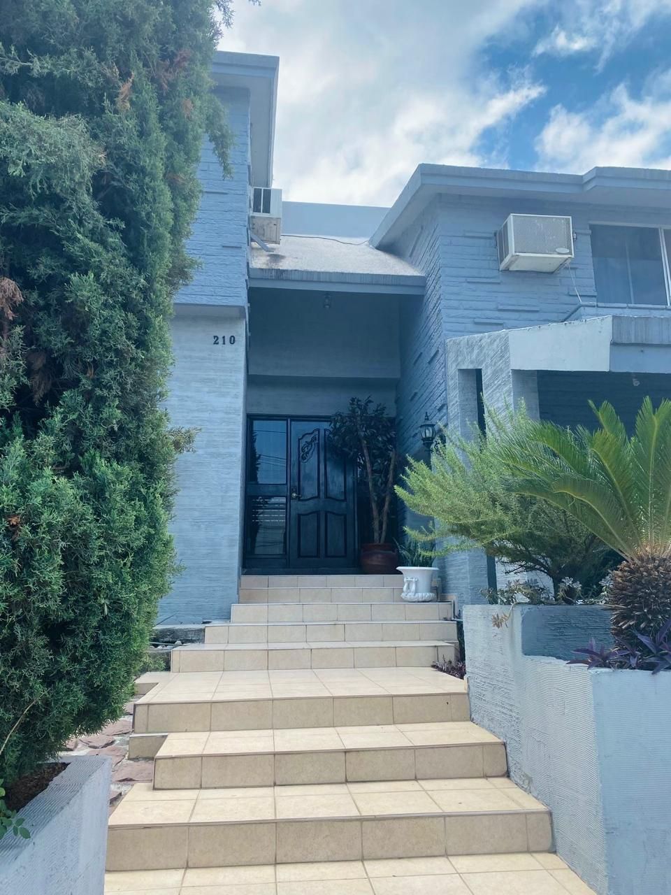 Casa en venta · Valle de Chipinque, San Pedro Garza García, Nuevo León Casa en venta · Valle de Chipinque, San Pedro Garza García, Nuevo León
