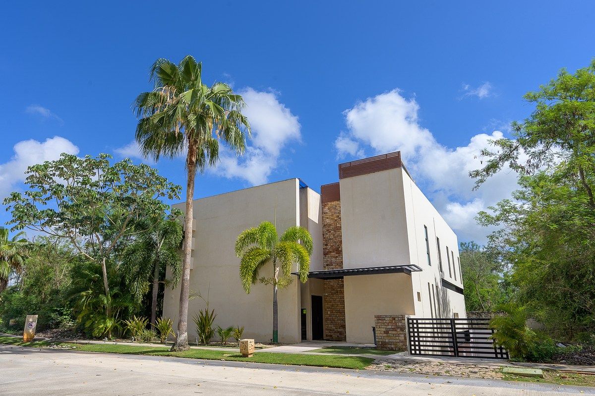 Casa en venta · Yucatán Country Club, Mérida, Yucatán Casa en venta · Yucatán Country Club, Mérida, Yucatán