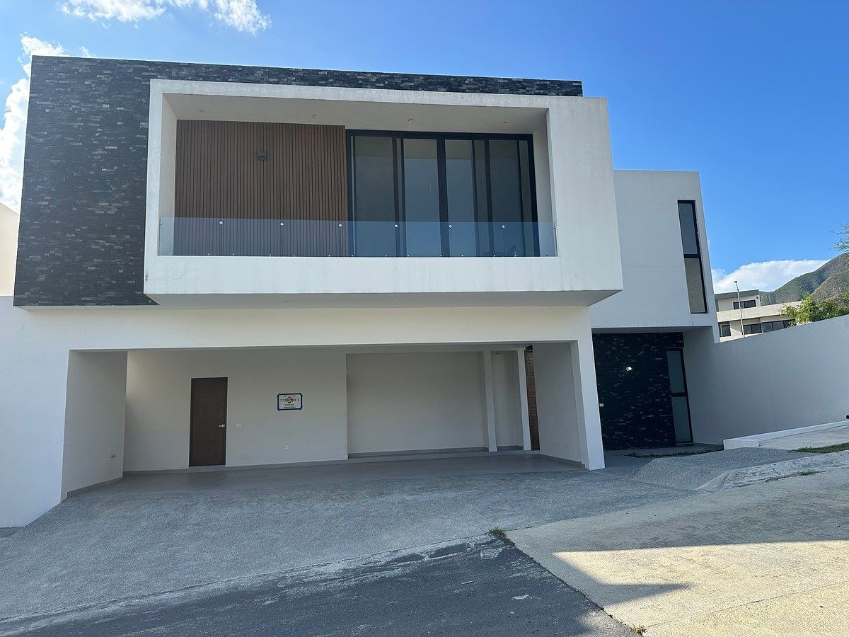 Casa en venta · Pedregal de la Montaña, Monterrey, Nuevo León Casa en venta · Pedregal de la Montaña, Monterrey, Nuevo León