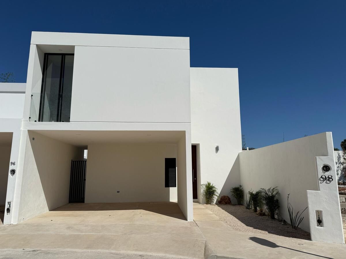 Casa en venta · Cholul, Mérida, Yucatán Casa en venta · Cholul, Mérida, Yucatán