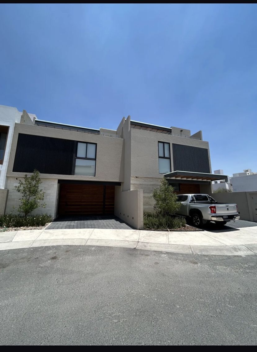 Casa en venta · Nuevo Refugio, Santiago de Querétaro, Querétaro