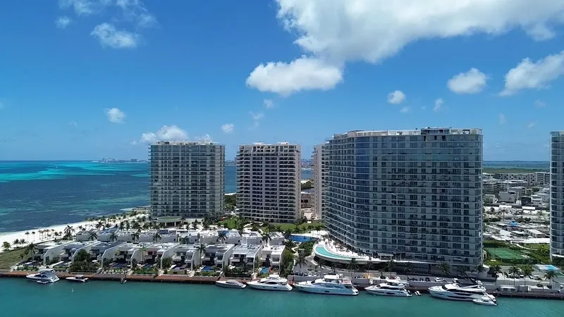 Departamento en venta · Puerto Cancún, Cancún, Benito Juárez, Quintana Roo Departamento en venta · Puerto Cancún, Cancún, Benito Juárez, Quintana Roo