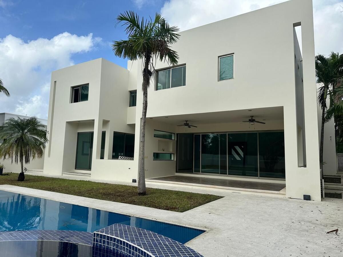 Casa en venta · Lagos del Sol, Benito Juárez, Quintana Roo